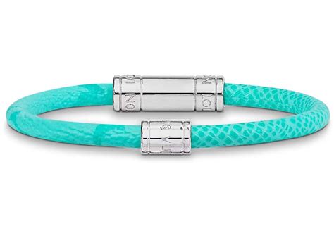 louis vuitton glacier taiga leather digit bracelet|Neo Split Leather Bracelet .